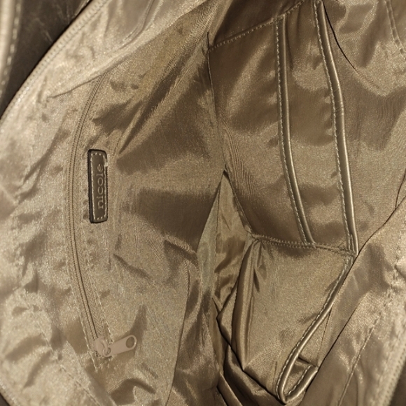 Nicole Miller Pewter Gold Glossy Shoulder Bag - Picture 6 of 6